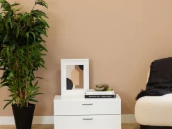 Komody></noscript>INTER MEBLE Biała komoda 74 cm do sypialni z szufladami BARENA biały