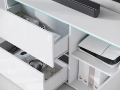 Komody></noscript>BRATEX Biała komoda do salonu nowoczesna VEXA z szufladami