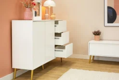 Zestawy Mebli Do Salonu|Komody></noscript>INTER MEBLE Biała komoda dwudrzwiowa 135 cm z szufladami do salonu BELLUNO biały