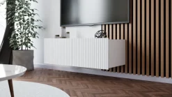 Szafki Rtv></noscript>GiB Meble Biała szafka RTV 100 cm nowoczesna z ryflowanymi frontami KORDIS biały