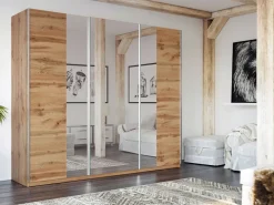 Szafy Przesuwne|Szafy Trzydrzwiowe></noscript>Stolar Biała trzydrzwiowa szafa przesuwna z lustrem 250 cm PARDO biały