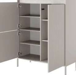 Zestawy Mebli Do Salonu|Komody></noscript>LASKI Duża owa komoda do salonu 103 cm SAREVO frezowana beż