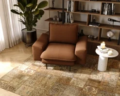 Fotele></noscript>Polak Meble Klasyczny fotel do salonu na nóżkach PROLI