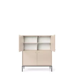 Komody></noscript>PIASKI Komoda do salonu z drzwiami MONTI beż