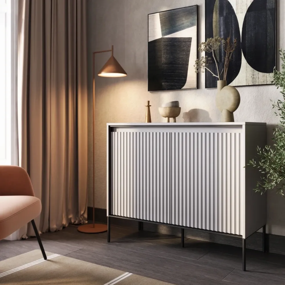 Komody>lenart. komoda na wysokich nóżkach do salonu z frezowanymi frontami TREND