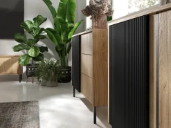 Komody><noscript><img width=