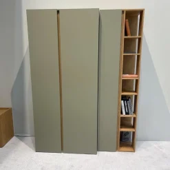 Meble Dla Dzieci|Meble Młodzieżowe></noscript>MEBLAR Młodzieżowa szafa uchylna 90 cm z półkami i drążkiem LISSARO