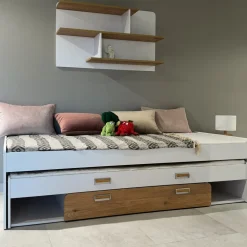 Zestawy Mebli Dziecięcych|Półki></noscript>DOLMAR Nowoczesna półka wisząca do pokoju dziecięcego 110 cm LUMINOUS biały