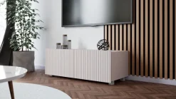 Szafki Rtv></noscript>GiB Meble Nowoczesna szafka RTV 100 cm z ryflowanymi frontami KORDIS kaszmir