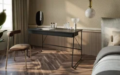 Biurka></noscript>lenart. Nowoczesne czarne biurko z szufladami i metalowymi nogami 135x77 cm MATCH