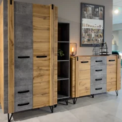 Zestawy Mebli Do Salonu|Zestawy Mebli Młodzieżowych></noscript>DOLMAR Pojemna komoda do salonu z szufladami 135 cm LOSTI