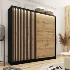 Zestawy Mebli Do Przedpokoju|Szafy Trzydrzwiowe><noscript><img width=