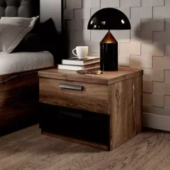 Meble Młodzieżowe|Zestawy Mebli Do Sypialni></noscript>Helvetia Szafka nocna do sypialni nowoczesna SAVRELO