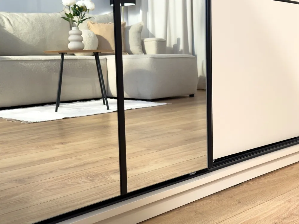 Zestawy Mebli Do Przedpokoju|Szafy Trzydrzwiowe>BROMARKT Trzydrzwiowa szafa przesuwna 250 cm z lustrem EDGE MAX dąb wotan