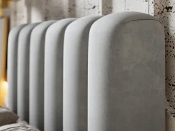 Meble Młodzieżowe|Łóżka Młodzieżowe></noscript>Riban Łózko tapicerowane z pojemnikiem do sypialni 140x200 cm MEOW